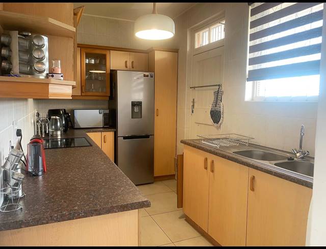1.5 BEDROOM APARTMENT FOR SALE IN WINDERMERE
